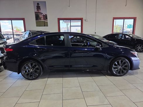 Certified 2025 Toyota Corolla SE image 5