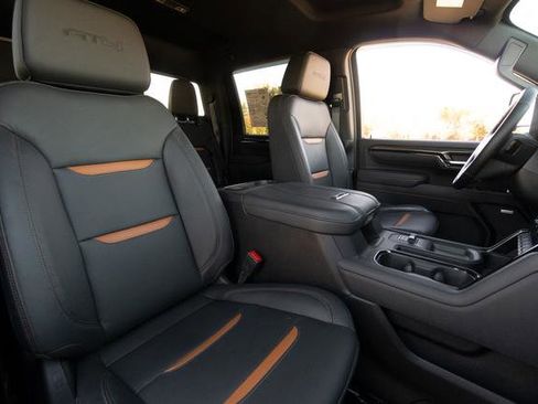 Used 2026 GMC Sierra 2500 AT4 image 30