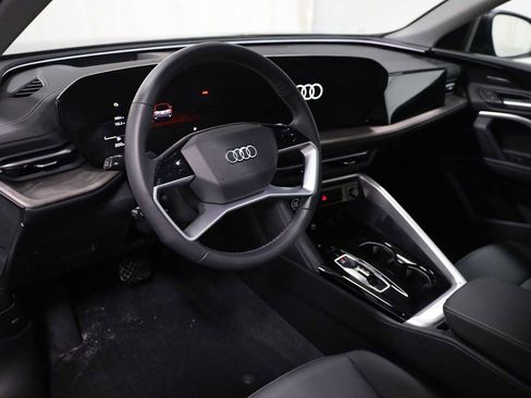 Certified 2025 Audi Q5 Premium Plus w/ Premium Plus image 4