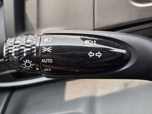 Certified 2025 Hyundai Elantra Sport FWD image 28