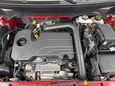 Used 2024 GMC Terrain SLE w/ Driver Convenience Package image 37