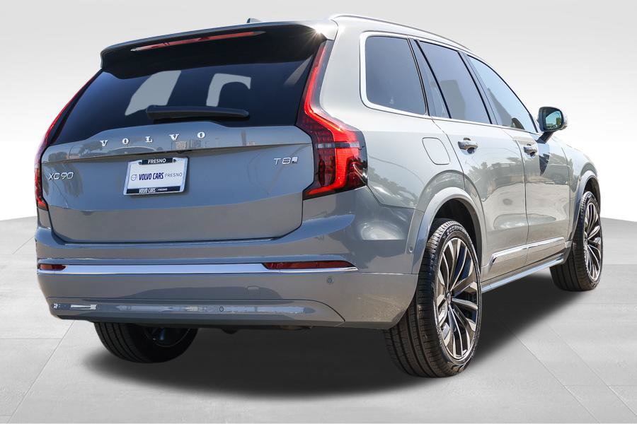 New 2026 Volvo XC90 T8 Plus w/ Protection Package AWD/4WD image 4