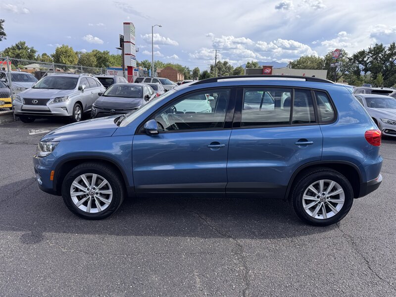 Used 2017 Volkswagen Tiguan Limited w/ Premium Package AWD/4WD image 4