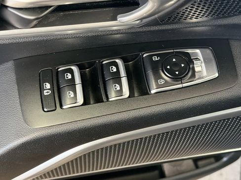Used 2023 Kia Telluride S w/ S Sunroof Package FWD image 20
