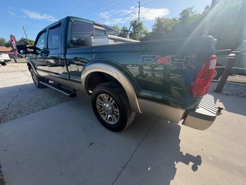 Used 2011 Ford F250 King Ranch w/ King Ranch w/Chrome Pkg image 4