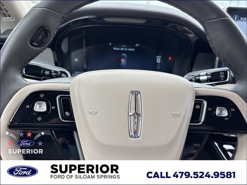 Used 2024 Lincoln Corsair AWD w/ Equipment Group 101A image 24