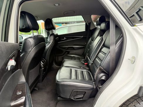 Used 2016 Kia Sorento EX AWD/4WD image 27