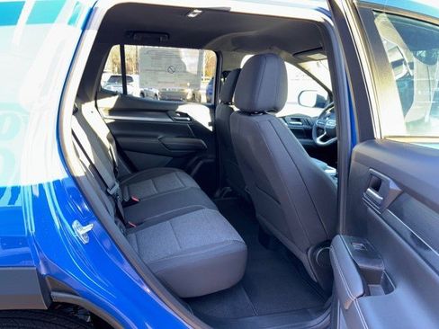 New 2025 GMC Terrain Elevation image 38