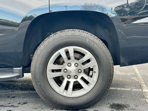 Used 2020 Chevrolet Tahoe LT image 31