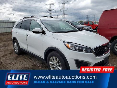 Used 2016 Kia Sorento LX w/ LX Convenience Package AWD/4WD image 8