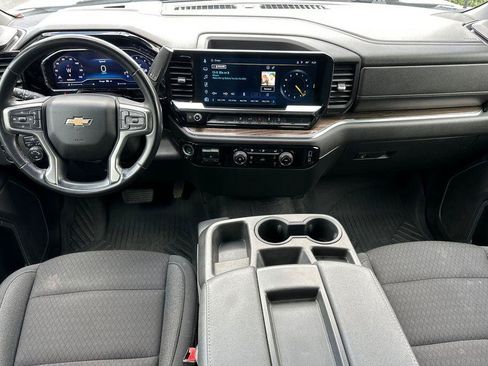Used 2024 Chevrolet Silverado 2500 LT AWD/4WD image 13