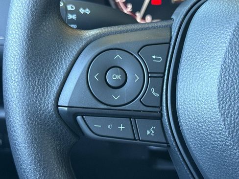 New 2025 Toyota RAV4 XLE image 27