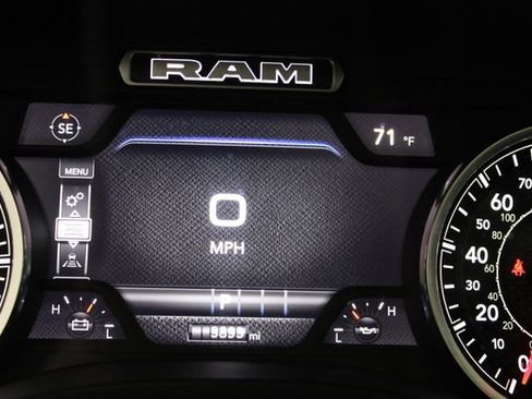 Used 2025 RAM 1500 Laramie w/ Sport Appearance Package AWD/4WD image 24