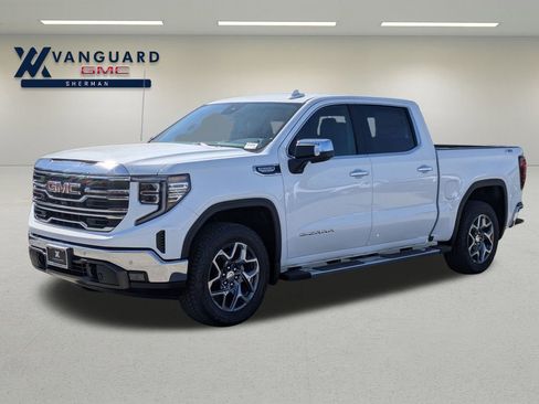 New 2026 GMC Sierra 1500 SLT image 4