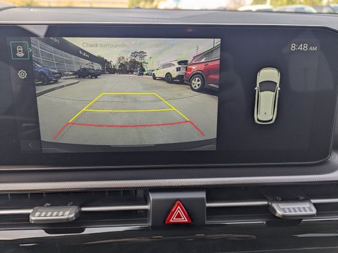 New 2026 Kia Sportage LX FWD image 10