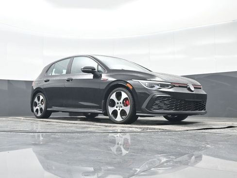 Used 2024 Volkswagen GTI SE image 33
