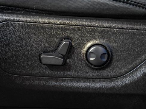 Used 2023 RAM 1500 Big Horn image 39