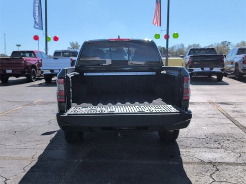 Used 2024 Nissan Frontier SV w/ SV Convenience Package image 9