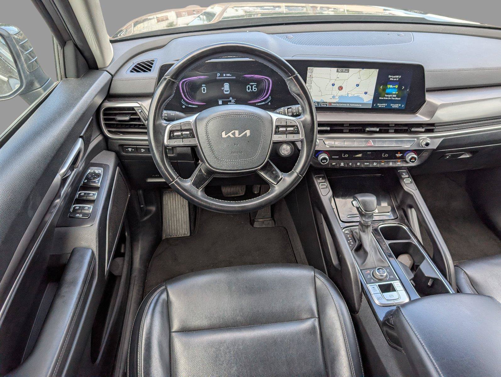 Used 2025 Kia Telluride S AWD/4WD image 30