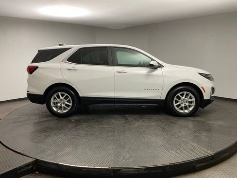 Certified 2024 Chevrolet Equinox LT FWD image 9
