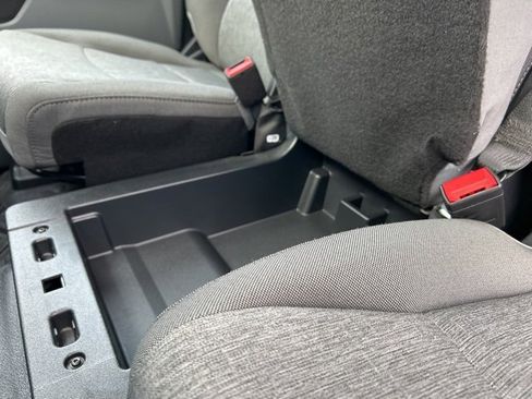 Used 2024 Ford F250 XL image 40