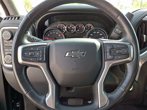 Used 2021 Chevrolet Silverado 1500 LT Trail Boss w/ Convenience Package II image 21