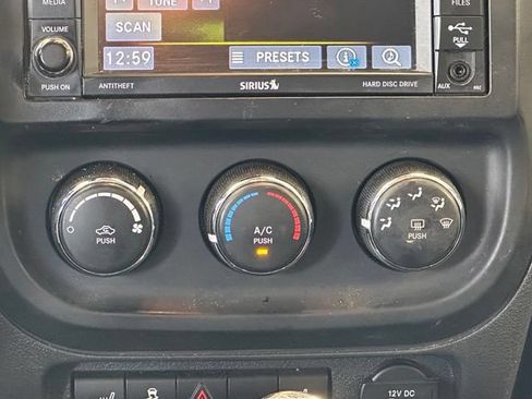 Used 2017 Jeep Compass Sport w/ Power Value Group AWD/4WD image 13