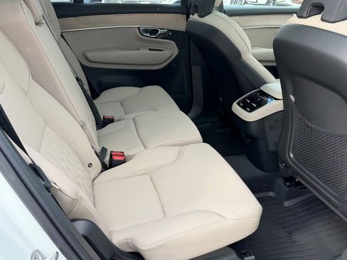 New 2026 Volvo XC90 B6 Plus w/ Protection Package Premier image 12