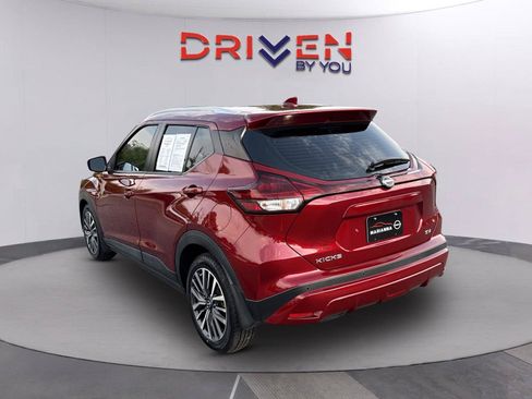 Used 2023 Nissan Kicks SV FWD image 6