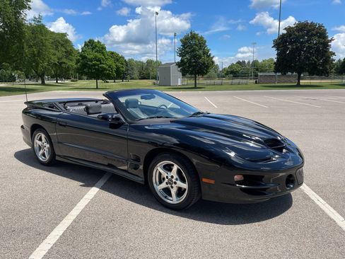 Used 1999 Pontiac Firebird Trans Am RWD image 26