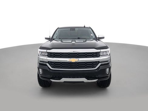 Used 2018 Chevrolet Silverado 1500 High Country image 2
