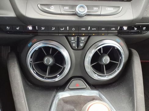 Used 2017 Chevrolet Camaro ZL1 image 17