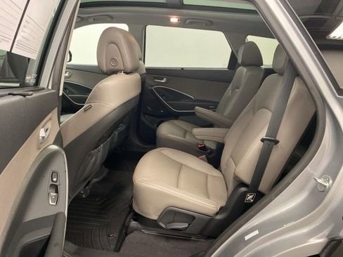 Used 2017 Hyundai Santa Fe Limited image 21