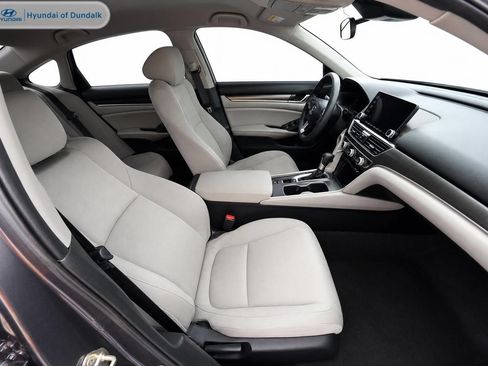 Used 2019 Honda Accord LX image 11