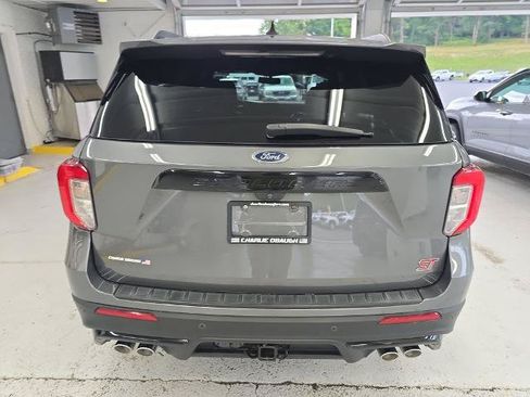 Certified 2023 Ford Explorer ST AWD/4WD image 4