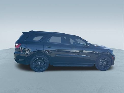 Used 2023 Dodge Durango GT image 9