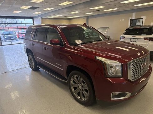Used 2017 GMC Yukon Denali w/ Open Road Package image 3