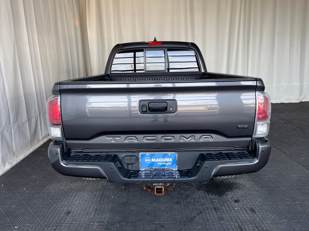 Used 2021 Toyota Tacoma TRD Off-Road w/ Technology Package AWD/4WD image 27