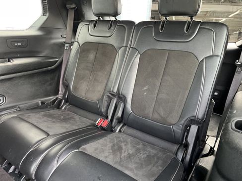 Used 2022 Jeep Grand Cherokee L Laredo image 43