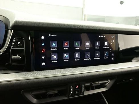 Certified 2025 Porsche Cayenne AWD/4WD image 10