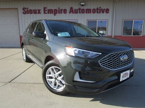 Used 2023 Ford Edge SEL AWD/4WD image 1
