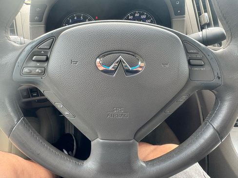Used 2009 INFINITI G37 x Sedan w/ Premium Pkg AWD/4WD image 30