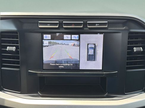 Used 2024 Ford F350 XL w/ 360-Degree Camera Package RWD image 17