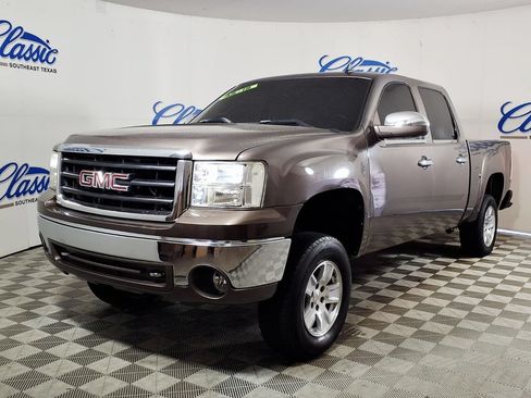 Used 2007 GMC Sierra 1500 SLE w/ SLE1 Preferred Package AWD/4WD image 6