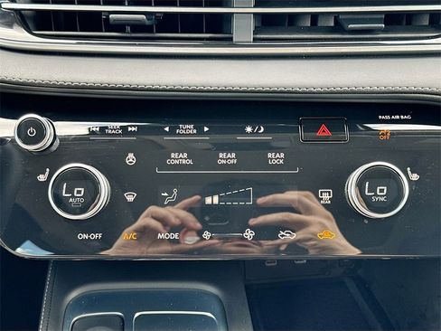 Certified 2026 INFINITI QX60 Pure w/ Cargo Package image 17