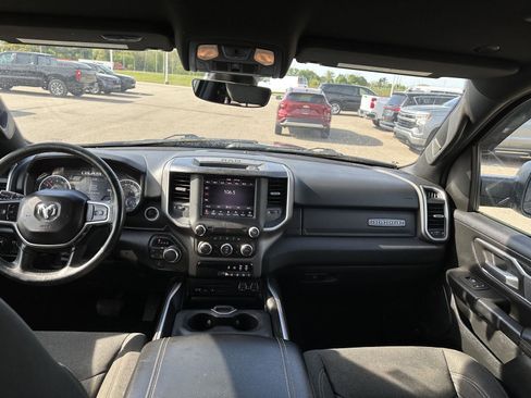 Used 2019 RAM 1500 Big Horn AWD/4WD image 15