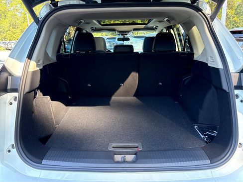 New 2026 Nissan Rogue SV image 29