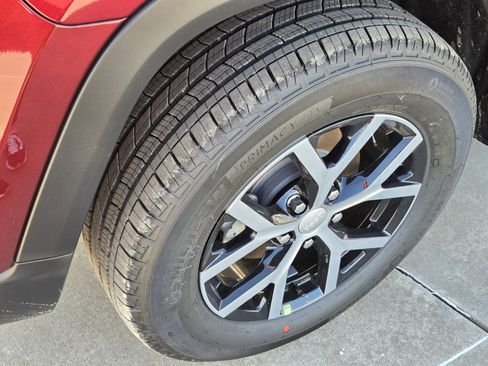 New 2025 Jeep Grand Cherokee Limited w/ Trailer Tow Package image 6