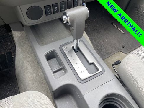 Used 2017 Nissan Frontier SV w/ SV Value Truck Package image 12