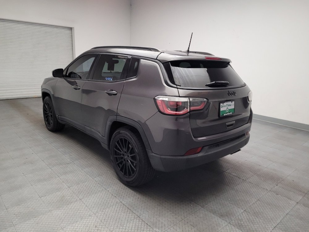 Used 2018 Jeep Compass Limited w/ Navigation Group FWD image 5